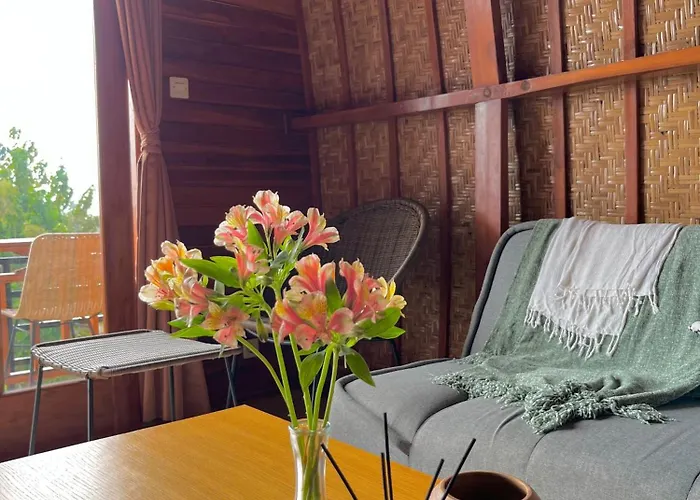 Murna House 2, Rooftop Balinese Wooden House 360 Sunrise To Sunset View アパート ウルワツ
