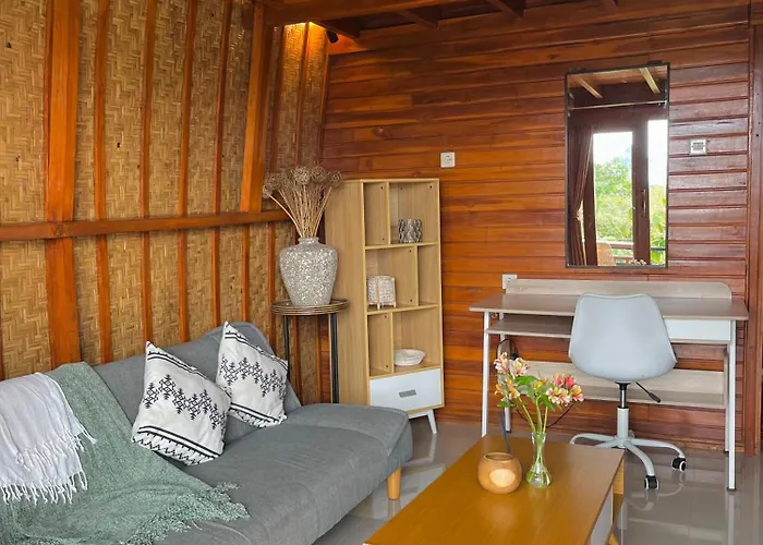 Murna House 2, Rooftop Balinese Wooden House 360 Sunrise To Sunset View *